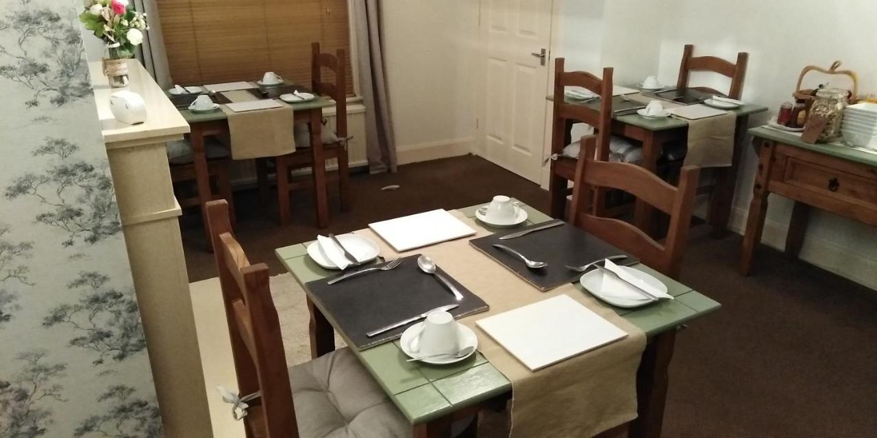29 Well Street B&B Мофат Экстерьер фото